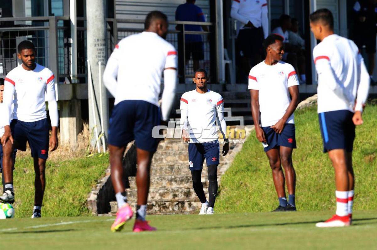 Así fue el penúltimo entrenamiento del Olimpia de cara a la final: Risas, visita especial y regalando firmas
