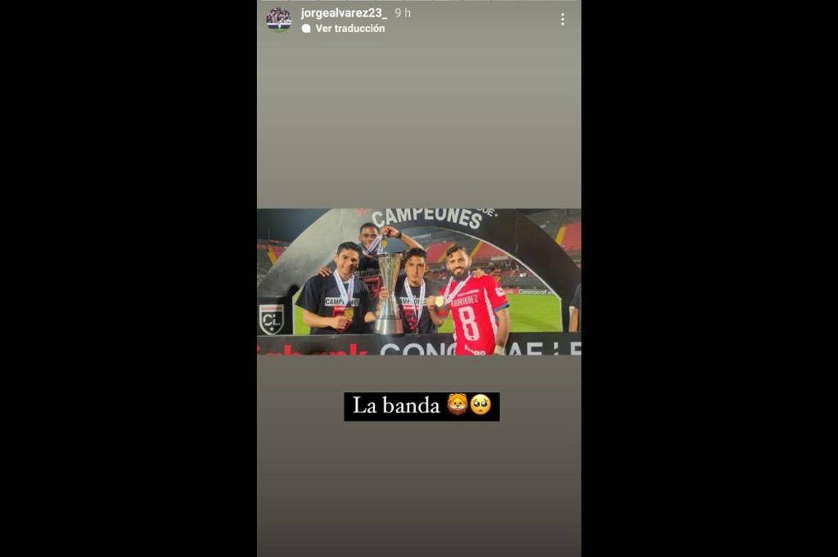 ¡Buenos días bicampeones! Abrazados a la Liga Concacaf durmieron y se levantaron los jugadores del Olimpia