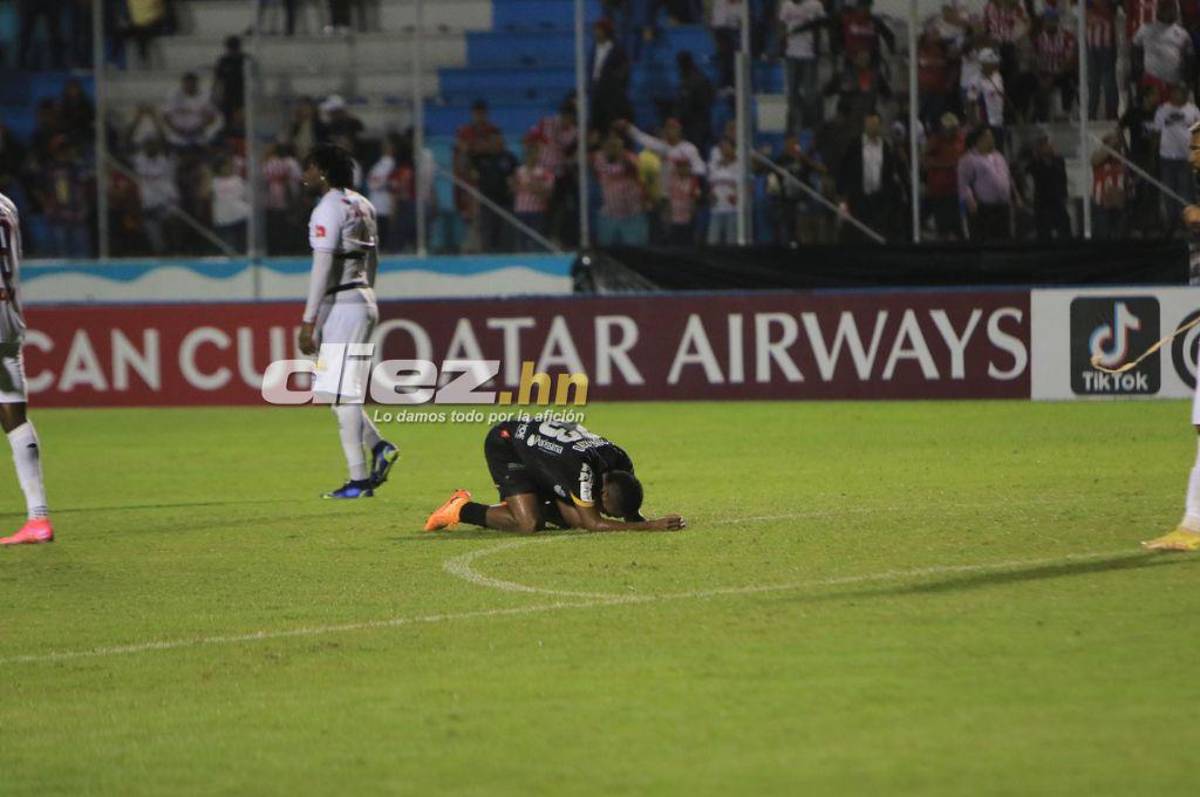 Fotos: La celebración de los panameños tras conseguir el empate en el Nacional y las caras largas en Olimpia