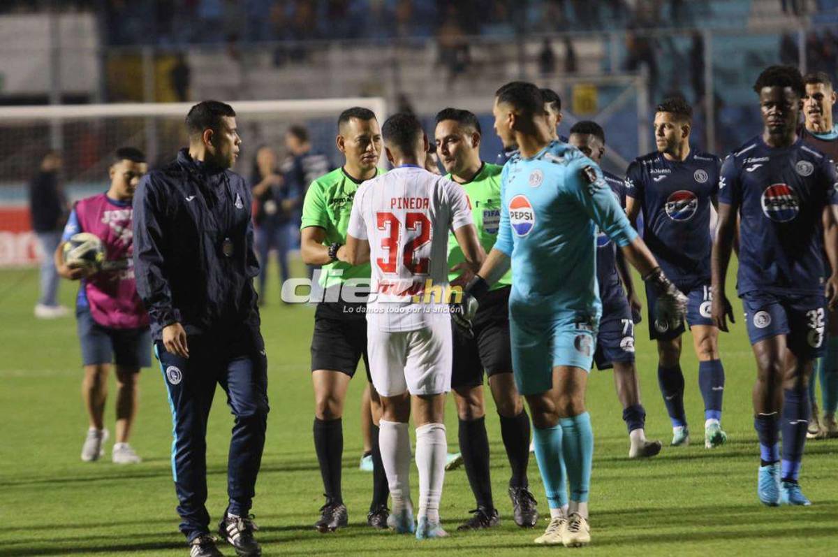 Los penales no señalados por Saíd, la euforia de Andy Najar, Rodrigo Auzmendi brilló y la belleza del Motagua-Olimpia
