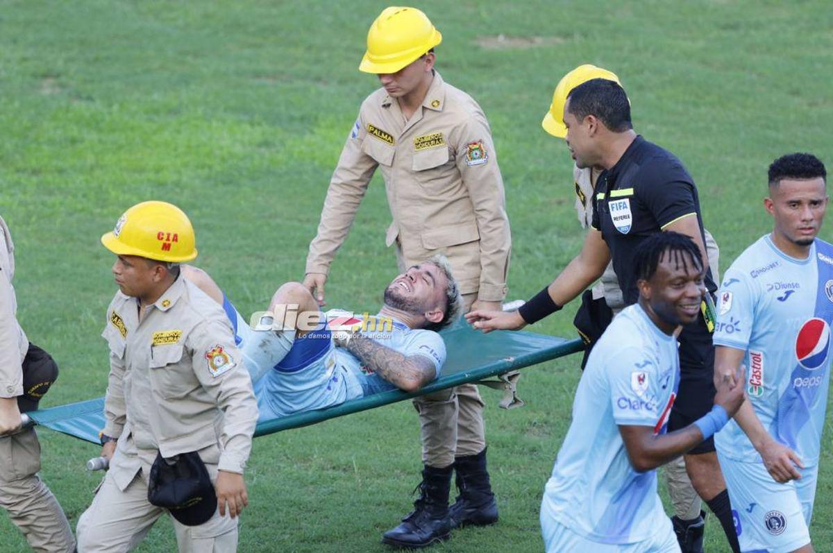 Lo que no se vio en TV: Tristeza y llanto en Marathón, a Diego Vázquez le tiraron de todo y así reaccionó el DT de Motagua