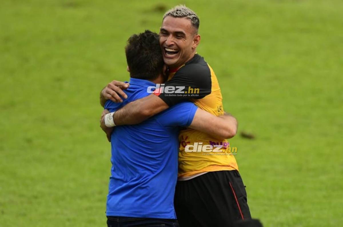 El destejo de Vargas con Rosas después del gol. FOTO: Yoseph Rosales