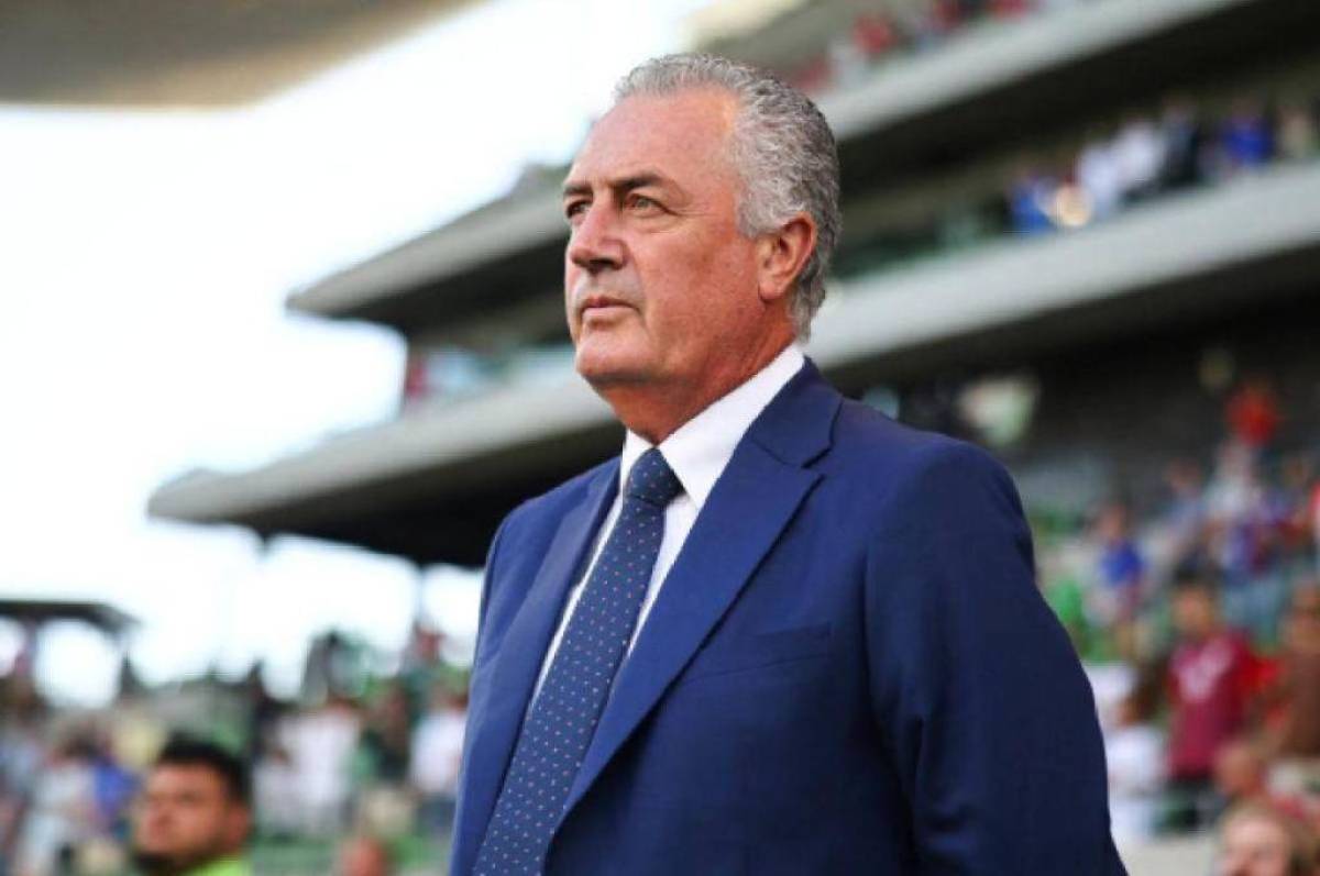 Flick y Ancelotti oficializan bajas en el Barcelona y Real Madrid; y el fichaje bomba del United por 50 millones