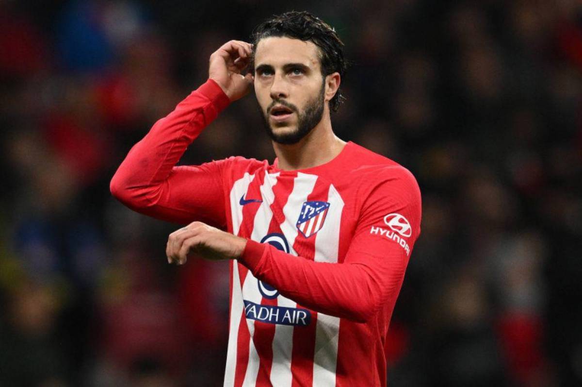 Flick y Ancelotti oficializan bajas en el Barcelona y Real Madrid; y el fichaje bomba del United por 50 millones