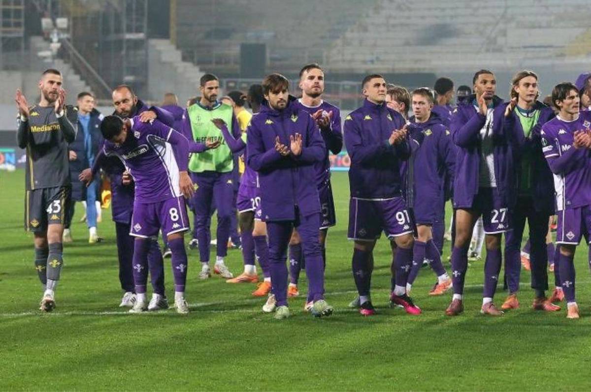 El histórico de Europa que puede descender: disputó dos finales, no ganó un partido y su portero pasó de ser el mejor al más goleado