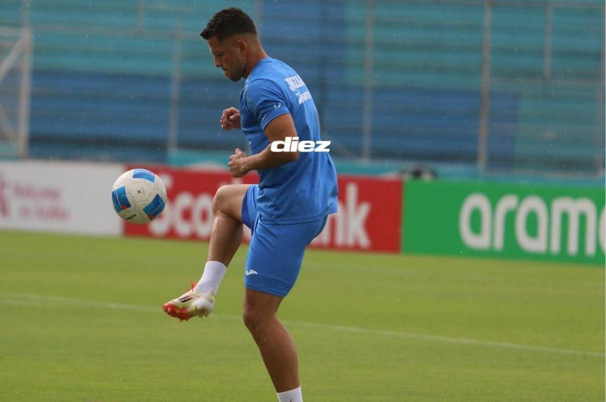 ¿Nuevo fichaje? Con los guantes puestos; así es el nuevo integrante que tuvo Motagua en su entreno previo a enfrentar al CAI