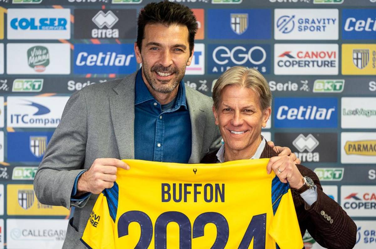 ¡No se quiere retirar! El histórico Buffon renueva su contrato con el Parma y jugará hasta los 46 años