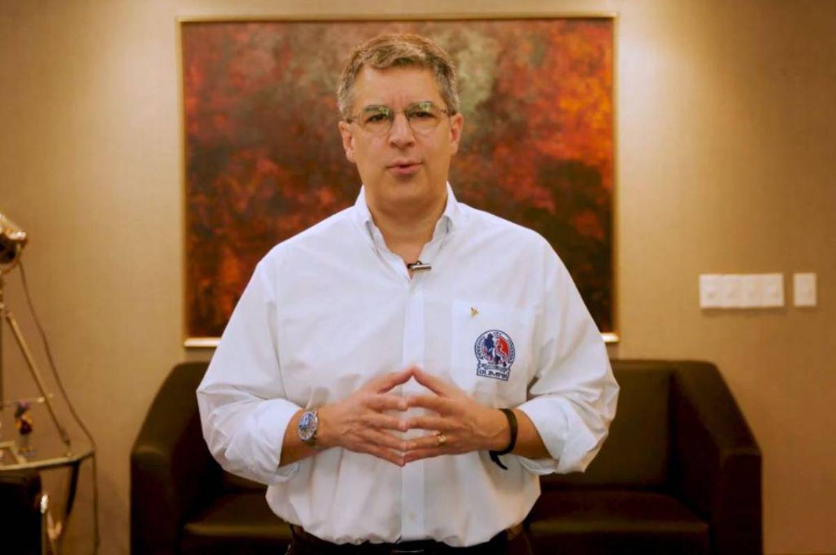 Fiesta Blanca: El banderazo de la Ultra Fiel, la actitud de los jugadores del Olimpia y el mensaje de Rafa Villeda para su afición