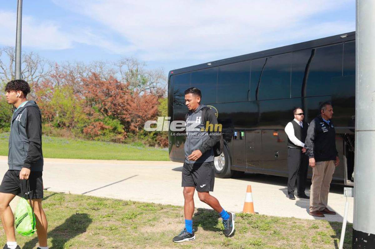 Foto especial por el Día del Padre y dos jugadores trabajaron aparte: Así fue el nuevo entrenamiento de Honduras
