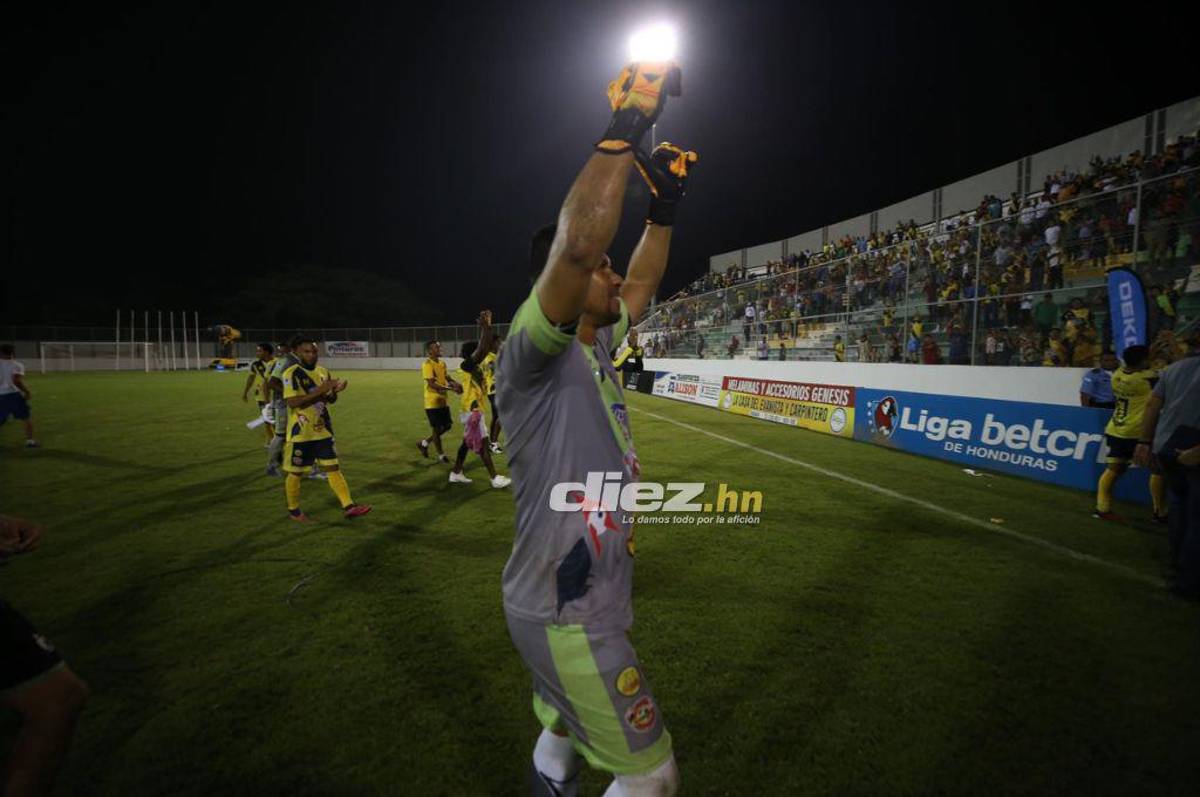 No se vio en TV: La fiesta del Génesis por histórico pase a semifinales y la tristeza de los jugadores de Real Sociedad