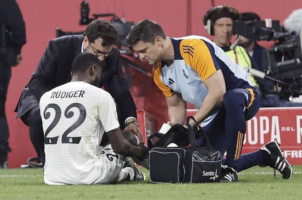 Sin defensas titulares y Ancelotti cambiará sus planes: el sorpresivo once que mandará Real Madrid para vencer al Barcelona en LaLiga