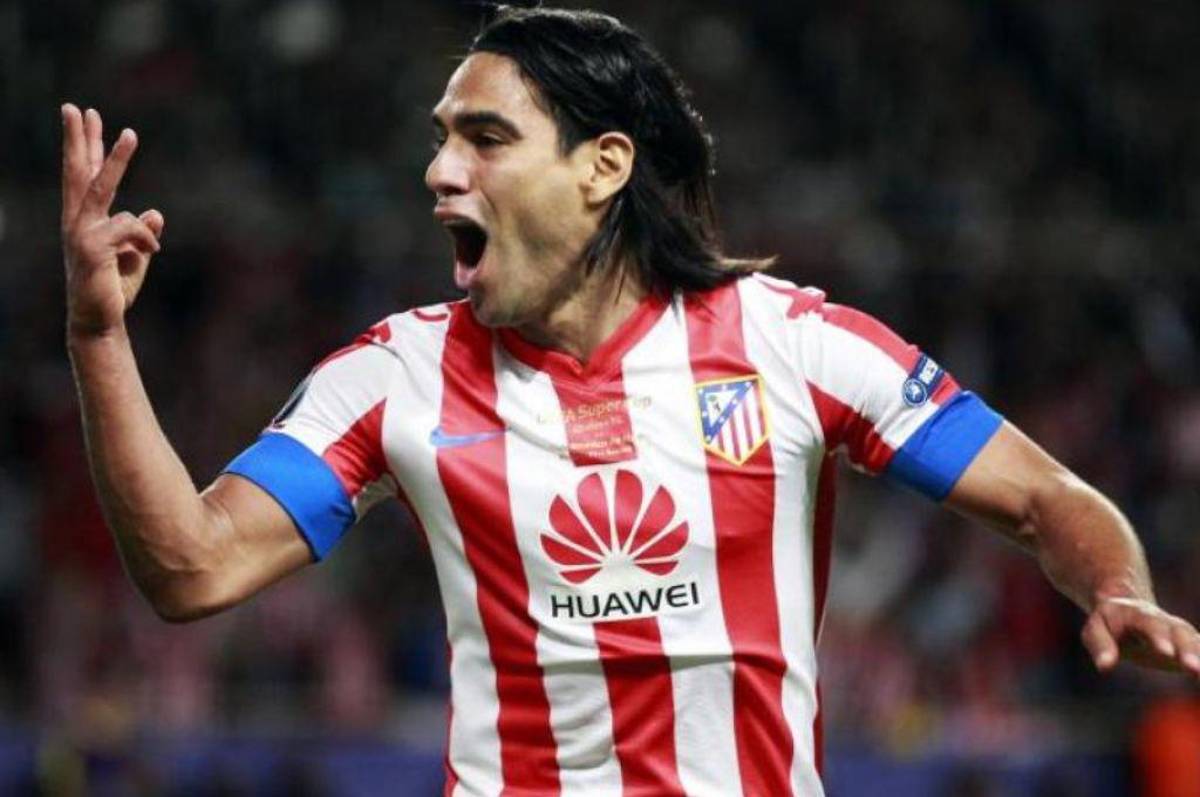 Radamel Falcao, ex jugador del Atlético, firma nuevo contrato profesional en su carrera como futbolista