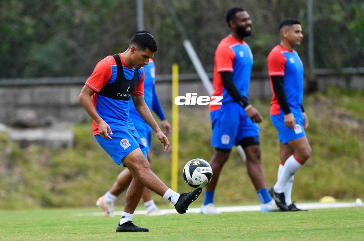 Con dos altas: Olimpia prepara su plan para sorprender al Inter de Miami de Leo Messi y así fue el entreno con Eduardo Espinel