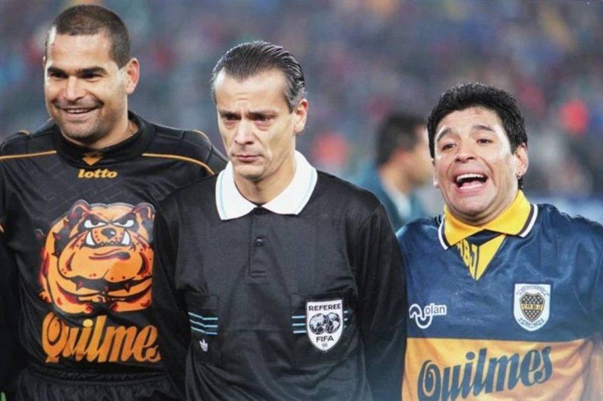 Maradona no ganó ni el 1% de lo que él hizo; es de otro planeta, los demás están en la Tierra. El día que se vaya lo vamos a llorar