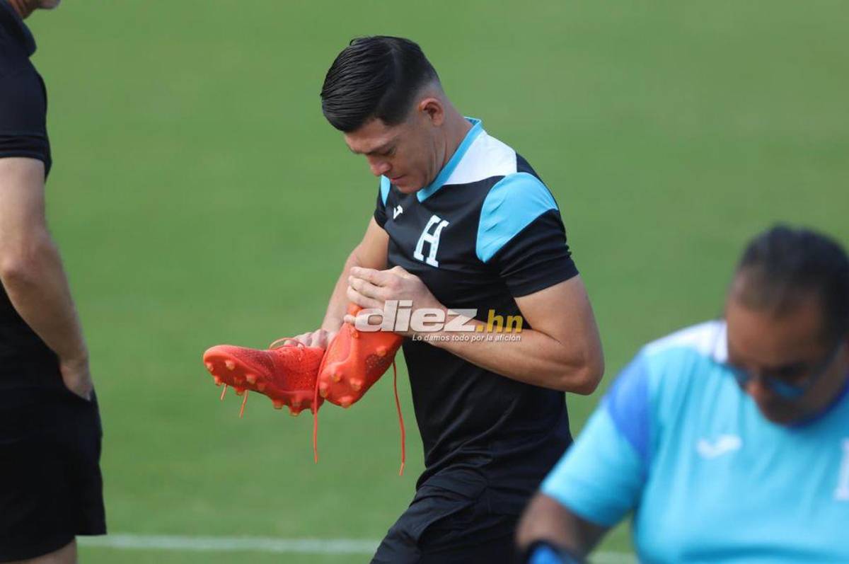 La charla de Diego con futbolista y la admiración de “Chelito” a Pinto: el último entrenamiento de Honduras antes de enfrentar a Haití