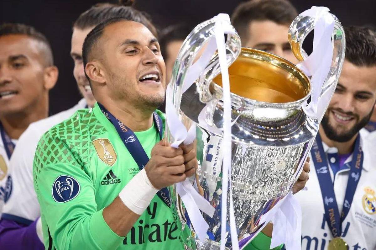 Presidente de club grande confirma que Keylor Navas podría llegar en el próximo mercado de fichajes: “Él está...”
