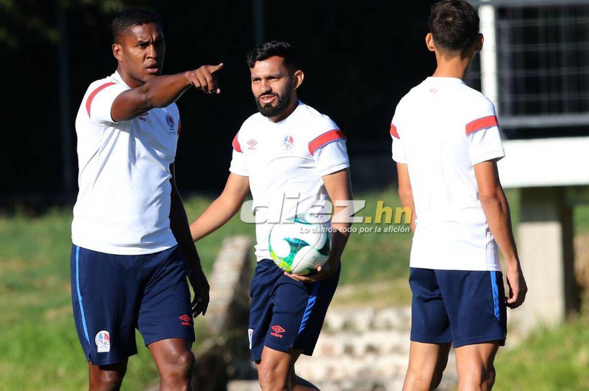 Así fue el penúltimo entrenamiento del Olimpia de cara a la final: Risas, visita especial y regalando firmas