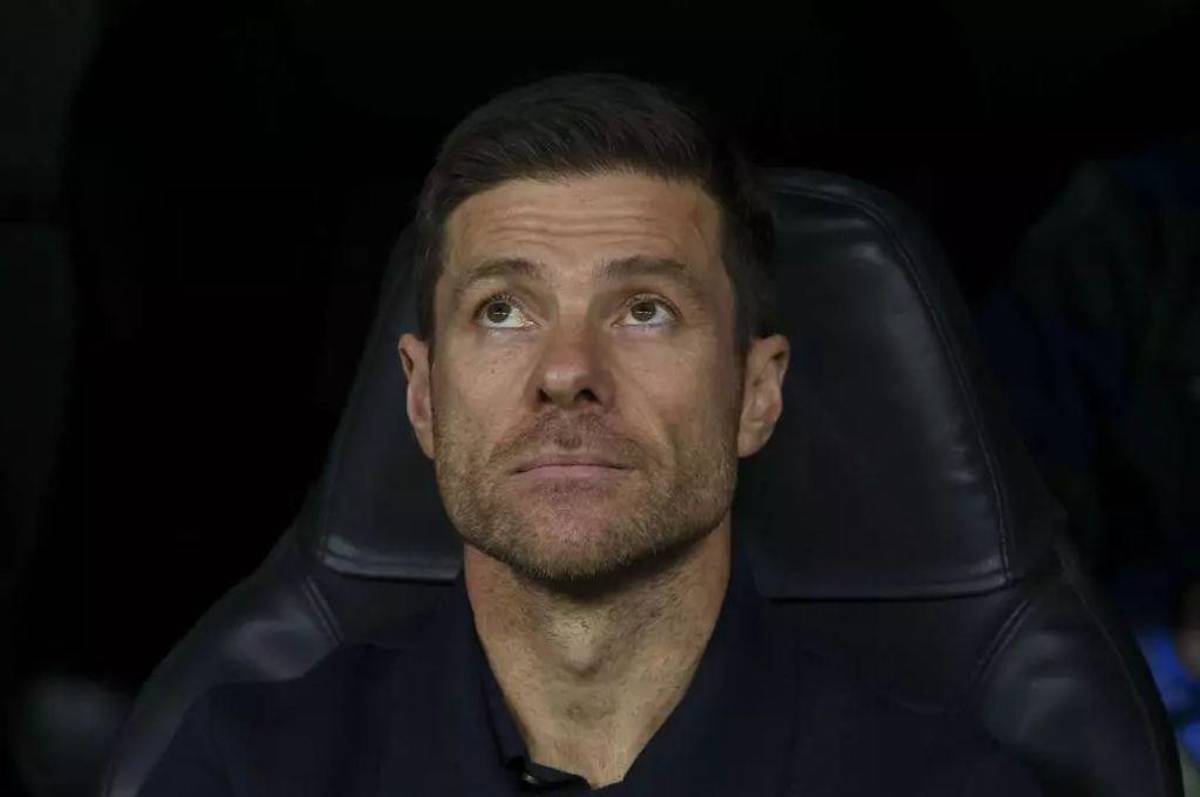 Xabi Alonso no tuvo de otra y deja una frase que da tranquilidad al Real Madrid: Todavía...