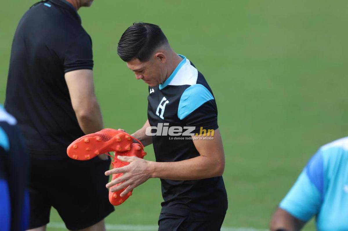 La charla de Diego con futbolista y la admiración de “Chelito” a Pinto: el último entrenamiento de Honduras antes de enfrentar a Haití