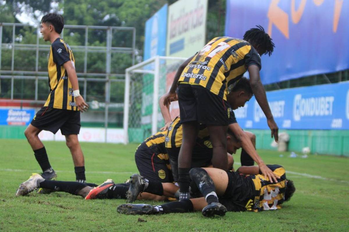 ¡Real España clasifica a la final del Torneo de Reservas y deja eliminado a Marathón; espera rival capitalino!