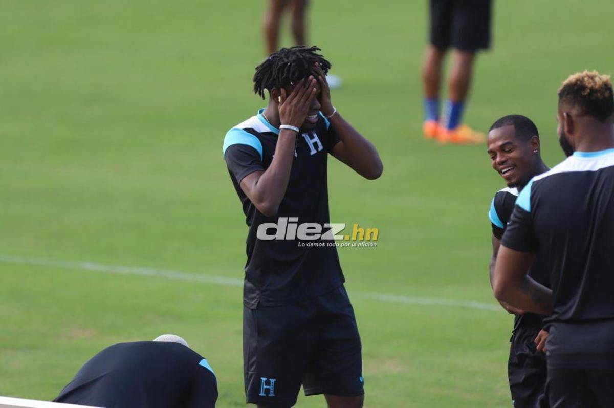 La charla de Diego con futbolista y la admiración de “Chelito” a Pinto: el último entrenamiento de Honduras antes de enfrentar a Haití