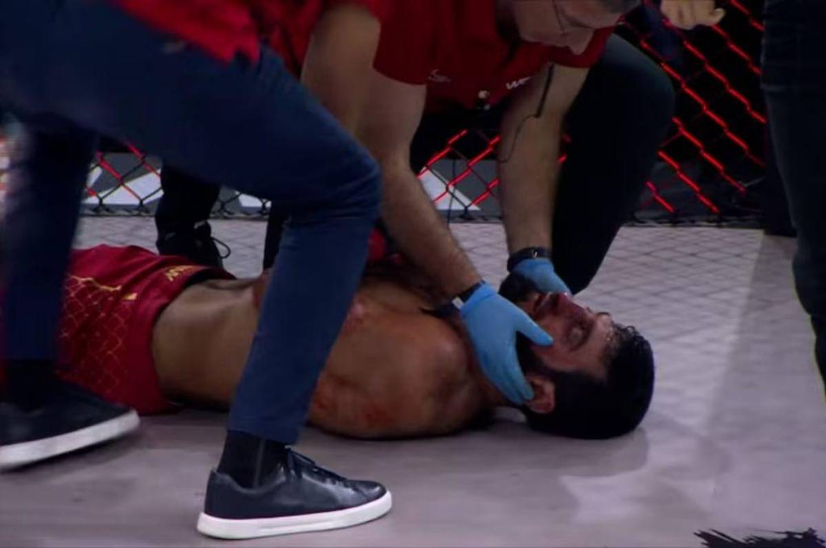 Imágenes sensibles: pelea que promocionó la leyenda Cristiano Ronaldo sale mal: Es inaceptable, no debería volver