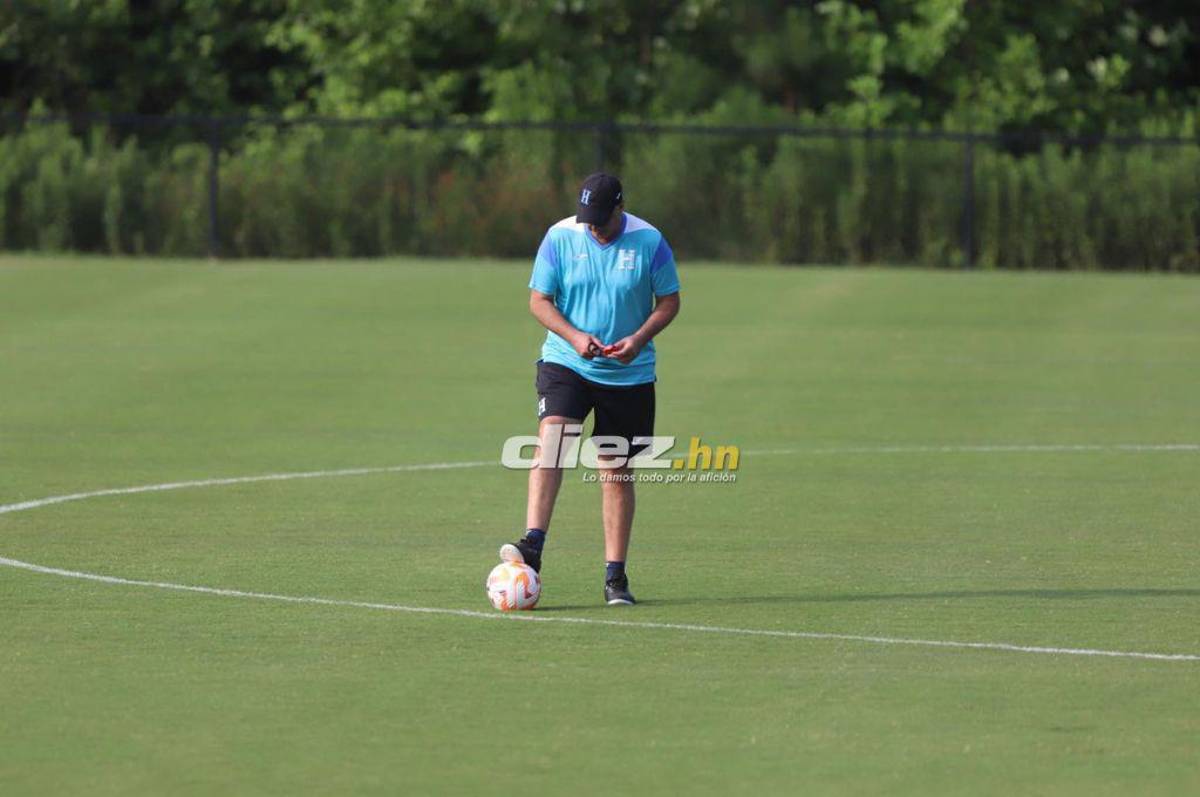 La charla de Diego con futbolista y la admiración de “Chelito” a Pinto: el último entrenamiento de Honduras antes de enfrentar a Haití