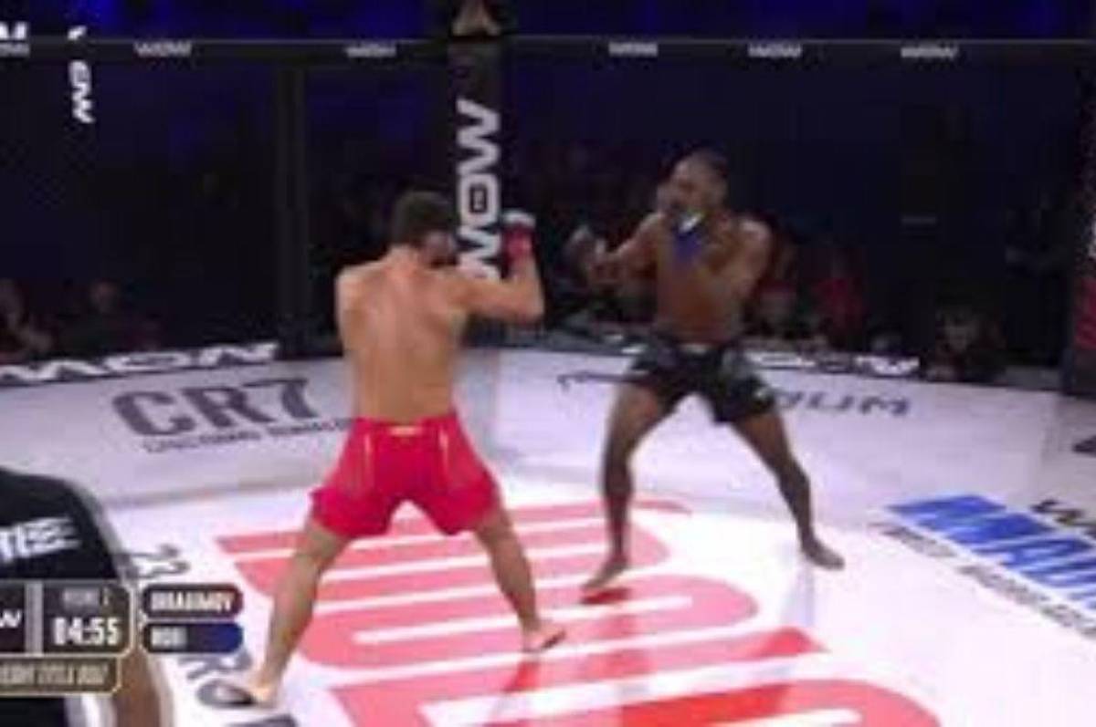 Imágenes sensibles: pelea que promocionó la leyenda Cristiano Ronaldo sale mal: Es inaceptable, no debería volver