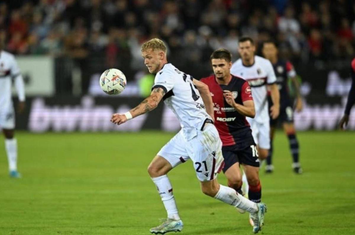 ¿Qué es lo que tiene? la llamativa marca que mostró un futbolista en su cuello y explica todo: Es una mordida zombie”