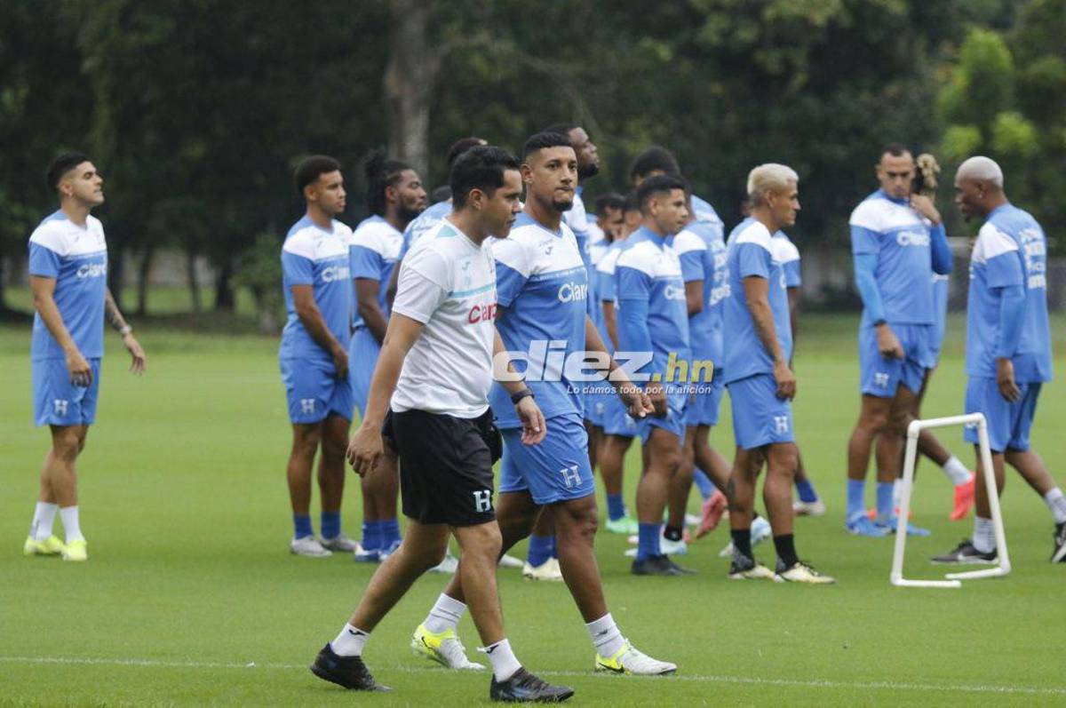 Así fue el entreno de Honduras tras el gane ante México: alegría total de Luis Palma y el jugador que trabajó en solitario