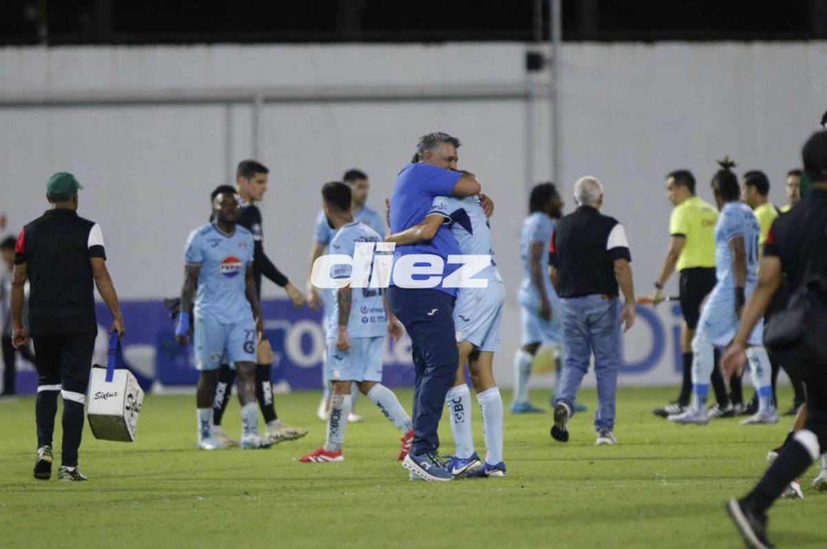 El provocador gesto de jugador de Motagua, niño sorprende a Anangonó y el abrazo de Diego Vázquez con su hijo tras el gol