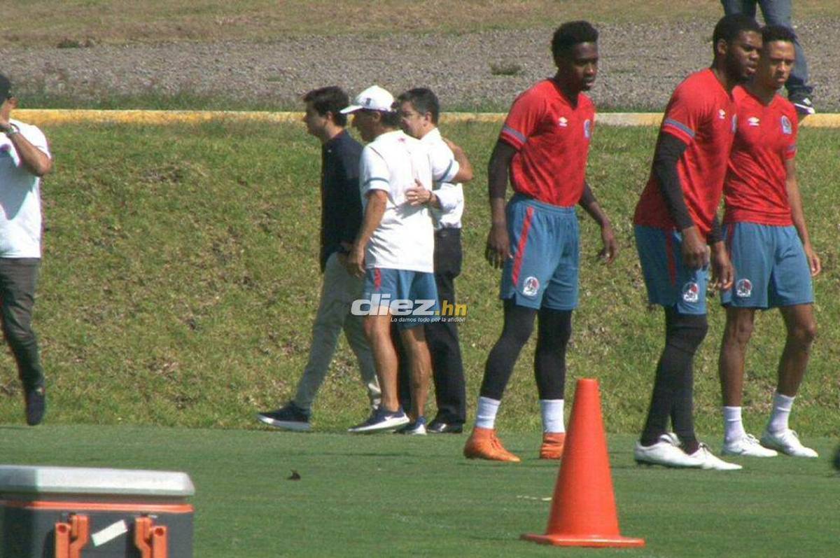 Visita sorpresa y bajo la mirada del “Presi”: el último entrenamiento de Olimpia antes de jugarse el pase a la final
