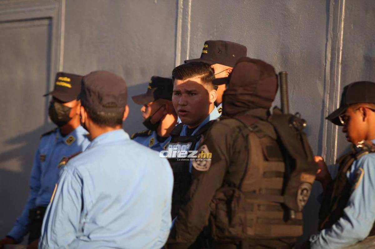 Mensaje a Municipal, el carro que se quedó botado y las chicas: ambientazo previo al partido de Olimpia por Liga Concacaf