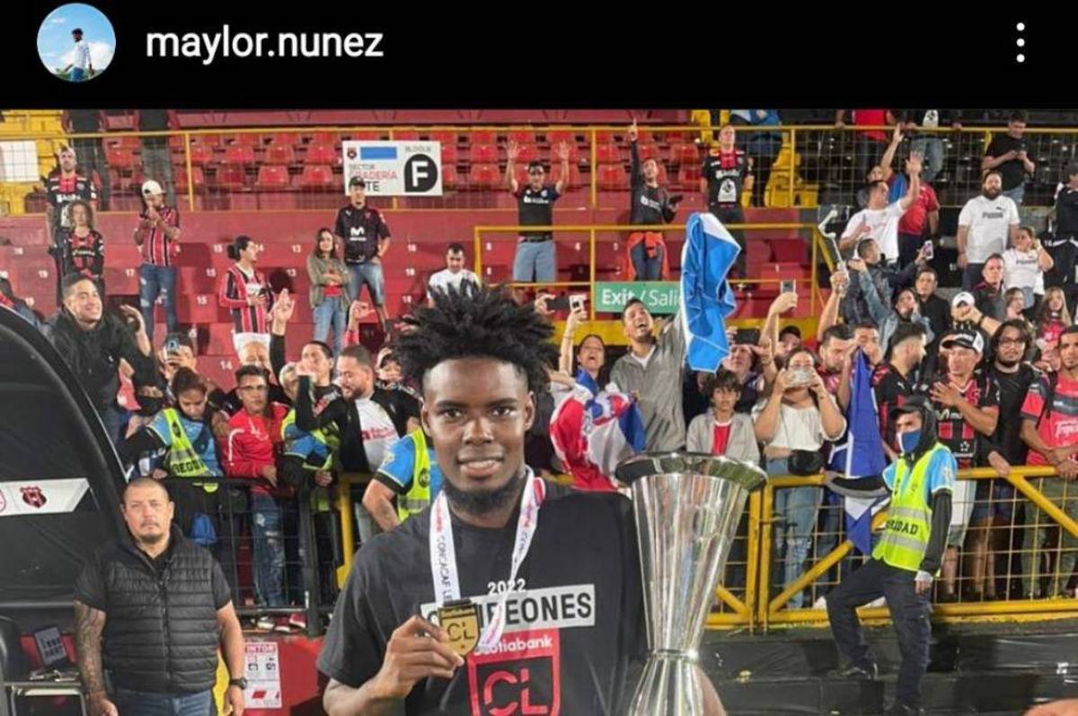 ¡Buenos días bicampeones! Abrazados a la Liga Concacaf durmieron y se levantaron los jugadores del Olimpia