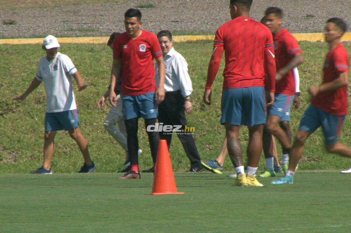 Visita sorpresa y bajo la mirada del “Presi”: el último entrenamiento de Olimpia antes de jugarse el pase a la final