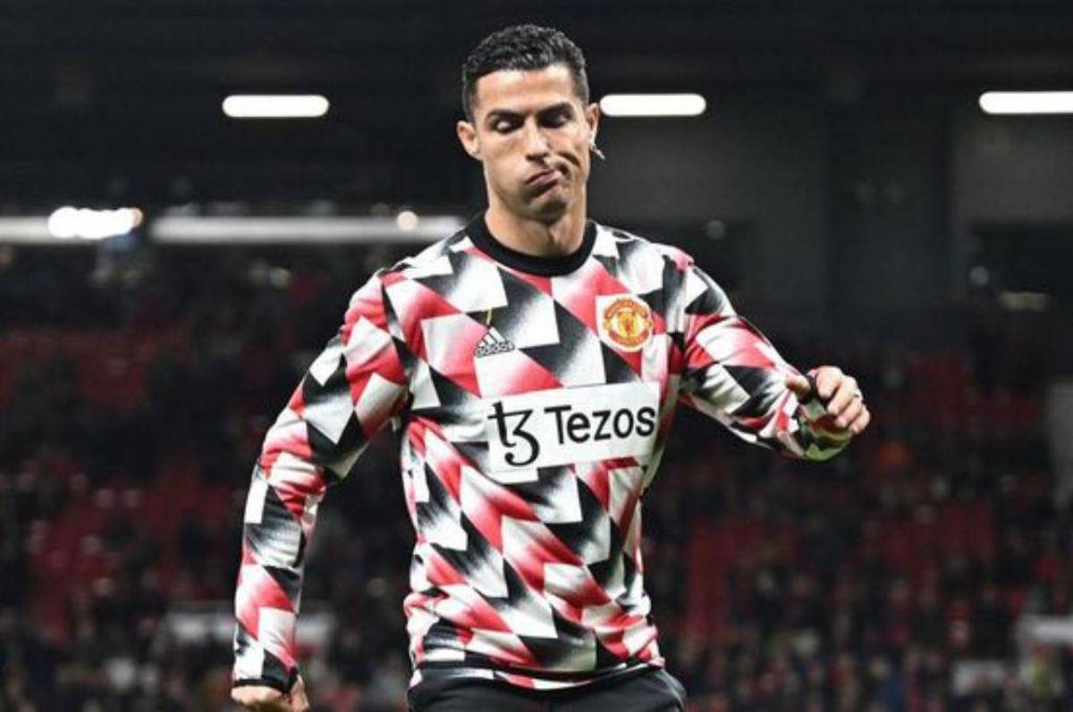 Cristiano Ronaldo tiene temor por su futuro y esto suplica a Ten Hag luego de ser castigado en el Manchester United