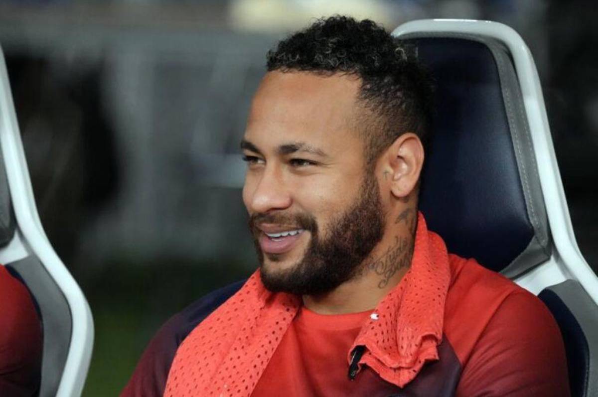 “Por fin se fue ese falso microbio”: Ex jugador del Real Madrid esperó que Neymar saliera del PSG para hacerlo pedazos