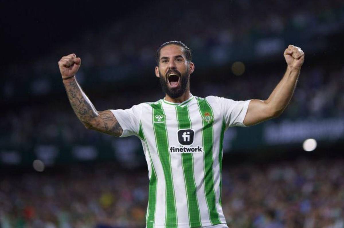 Isco volverá: El inesperado destino del malagueño tras una gran temporada con el Real Betis