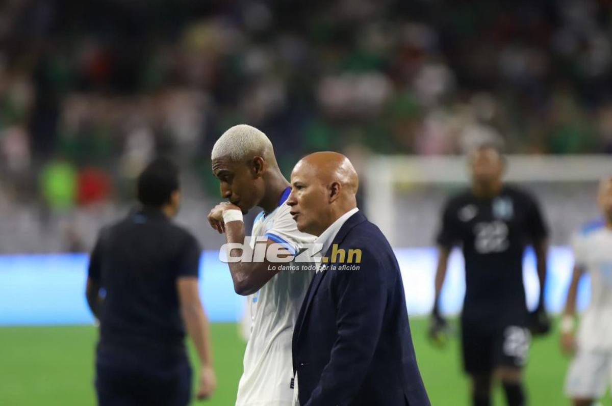 No se vio en TV: El jugador hondureño que no soportó la humillación ante México y así lo vivió Diego Vázquez