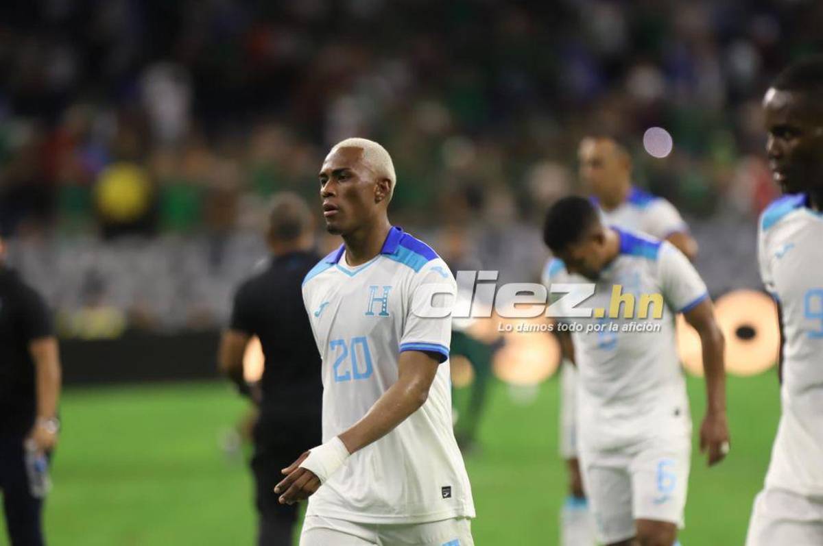 No se vio en TV: El jugador hondureño que no soportó la humillación ante México y así lo vivió Diego Vázquez