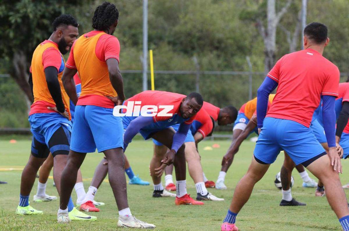 Risas, bromas y la foto de Pedro Troglio con el Chelito: Así fue el entreno del Olimpia previo a la semifinal ante Olancho FC