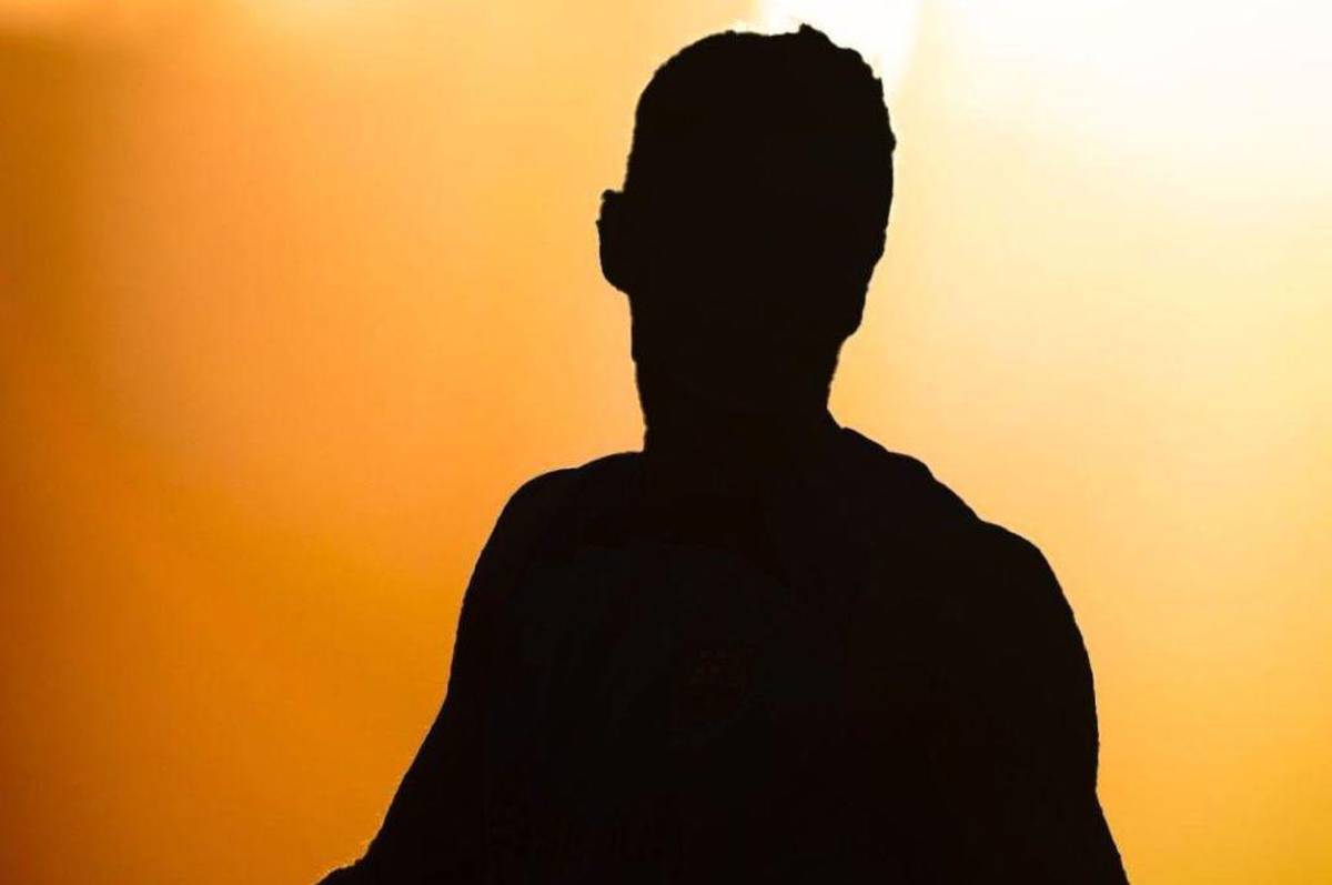 Fue echado de su equipo por falsificar su identidad y lo suspenden por tres años sin jugar: esta es su verdadera edad