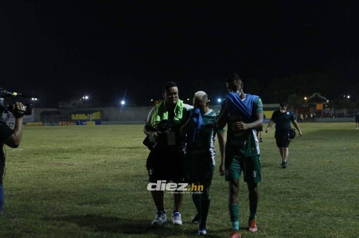 ¡Futbolistas destrozados! Las tristes imágenes del último partido de Platense en primera división en Honduras
