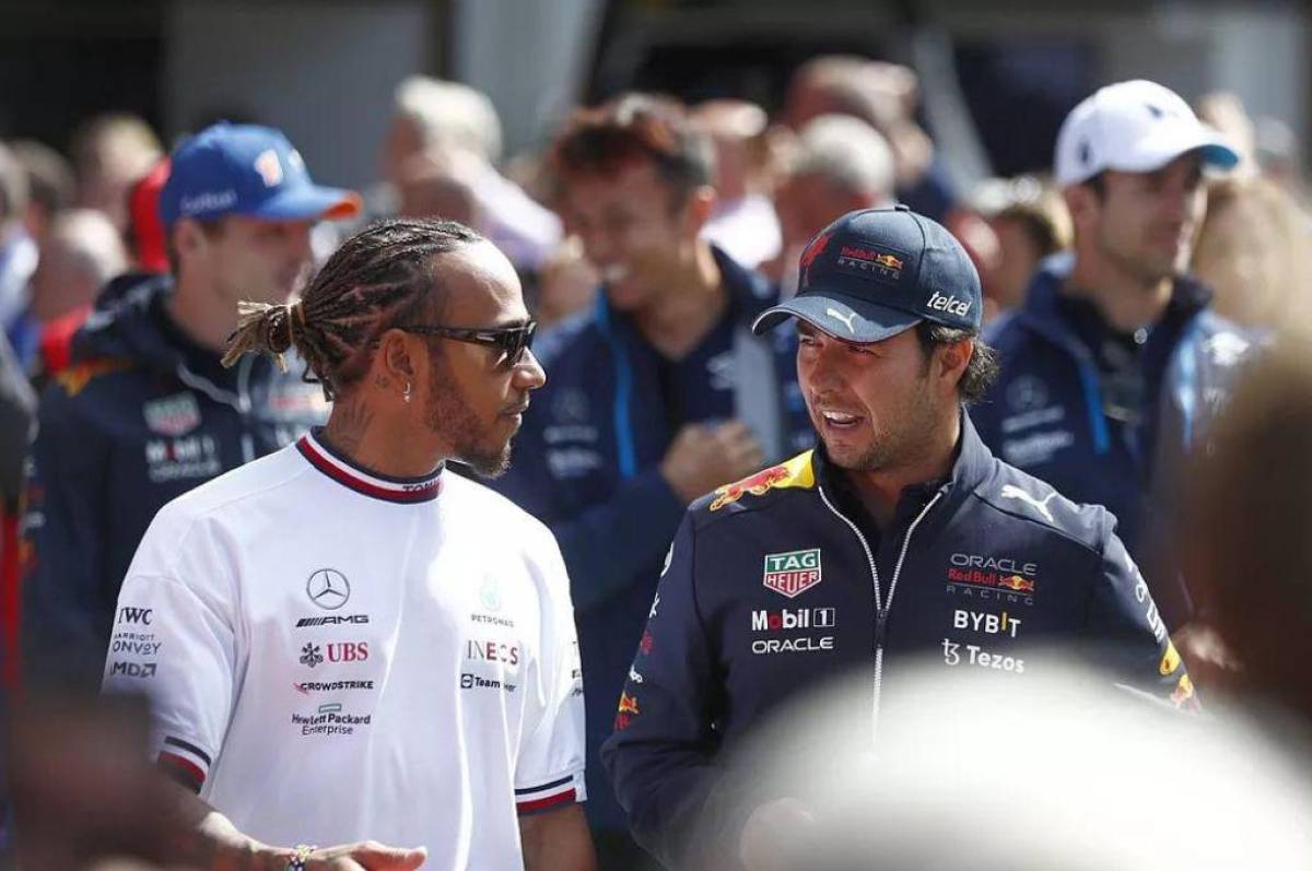 Lewis Hamilton aseguró que se había equivocado hace 10 años al llamar a Red Bull solo una empresa de bebidas
