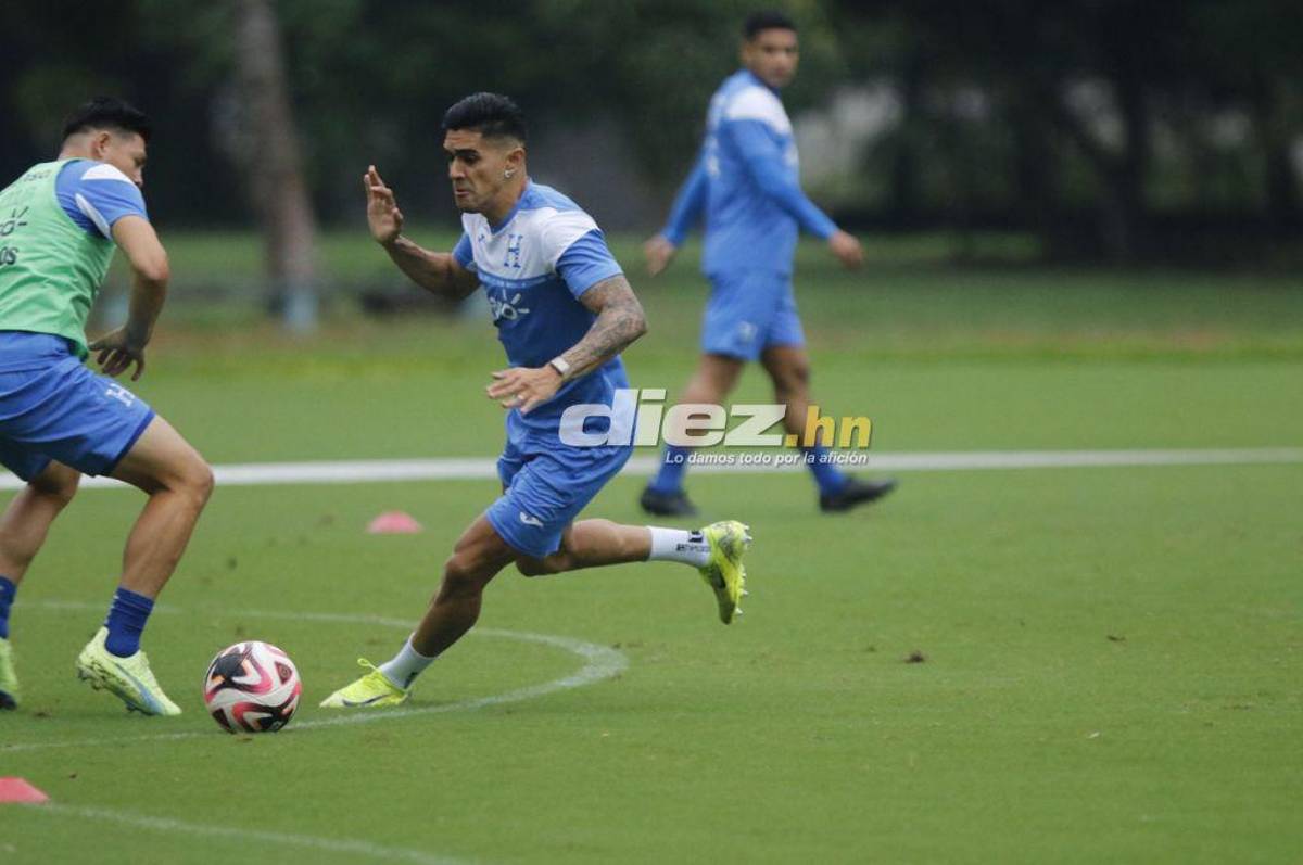 Así fue el entreno de Honduras tras el gane ante México: alegría total de Luis Palma y el jugador que trabajó en solitario