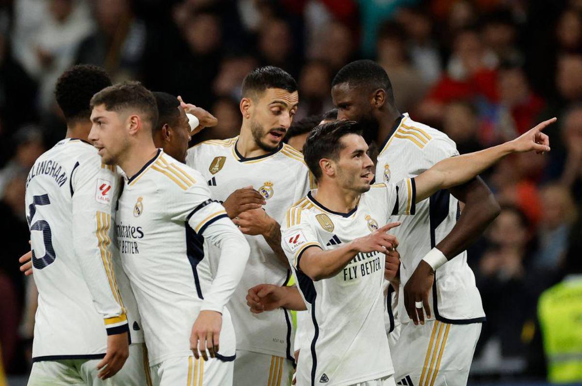 ¡El Rey sigue de líder! Real Madrid no perdona al Granada en el Bernabéu y se mantiene en la cima de LaLiga de España