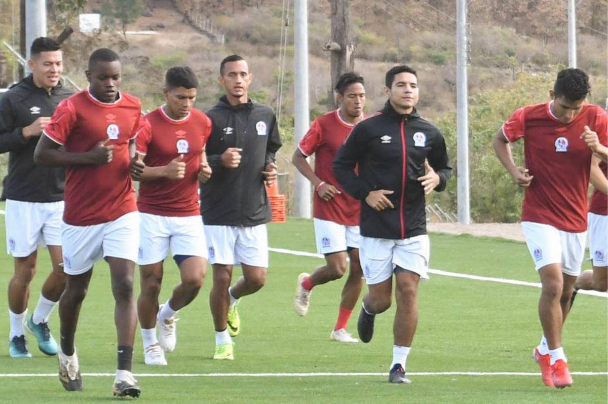 ¿Nuevo fichaje? Olimpia regresó a los entrenamientos con la incorporación de un volante legionario