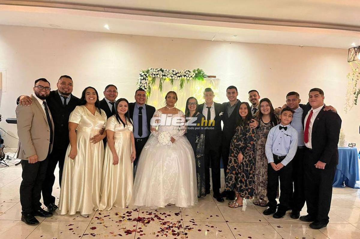 Francisco “Chelito” Martínez sorprende y se casó antes del partido de vuelta del repechaje ante Olancho FC