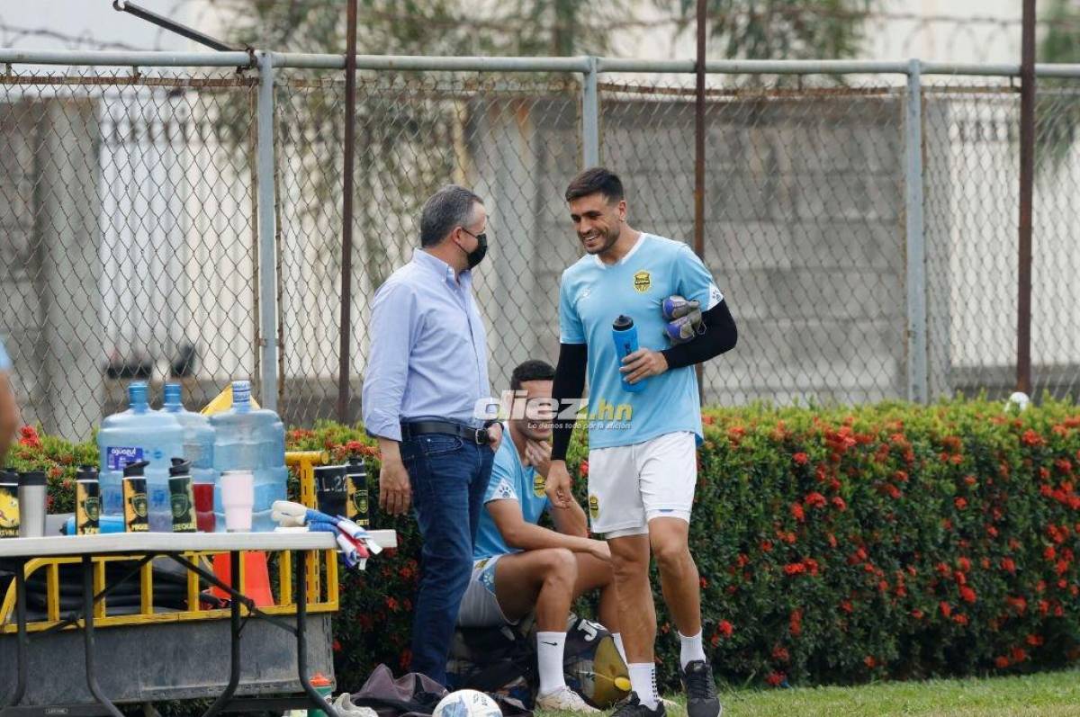 Visita especial, así fue captado Omar Rosas, ¿y quién es la fotógrafa?: El nuevo entrenamiento de Real España pensando en la final ante Motagua