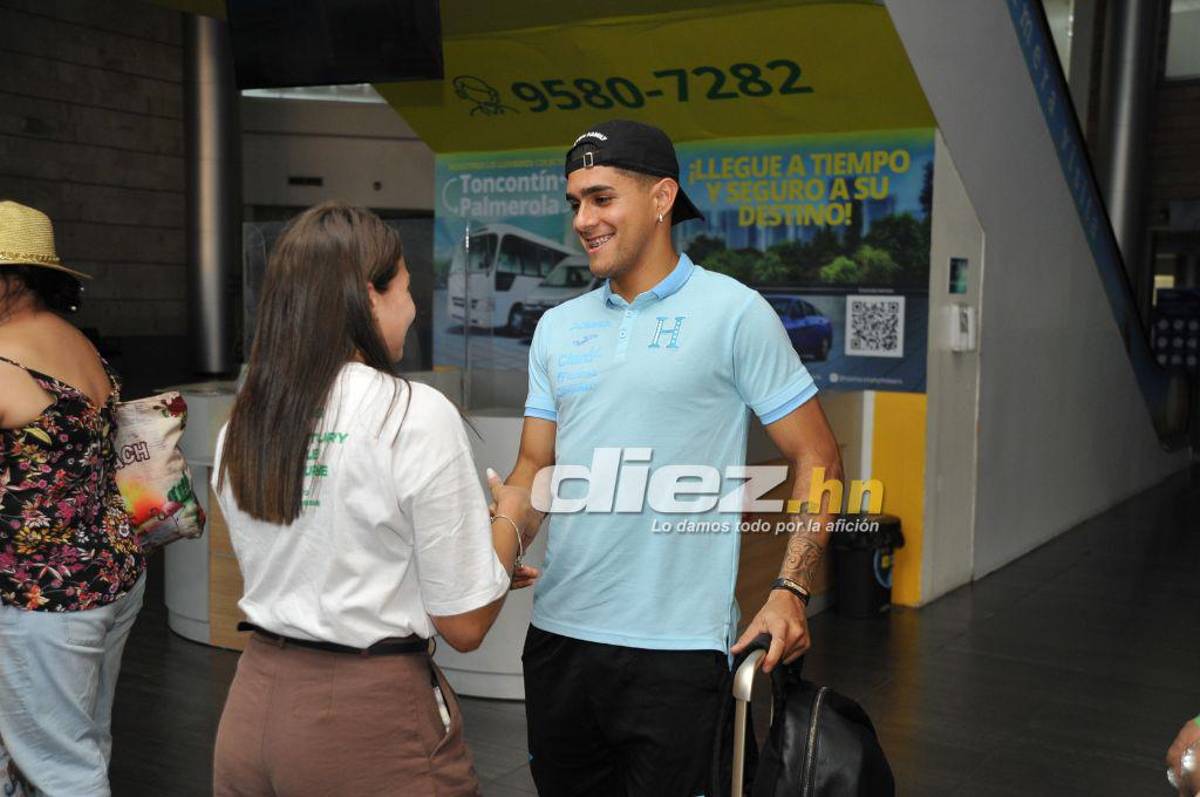 La tremenda sorpresa que se llevó Palma, la cara seria de Rueda y ¿por qué los seleccionados llegaron con calcetas altas?